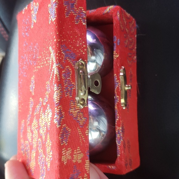 Sold CHINESE STRESS BALLS SINGING RELAXING VINTAGE - Picture 2 of 4